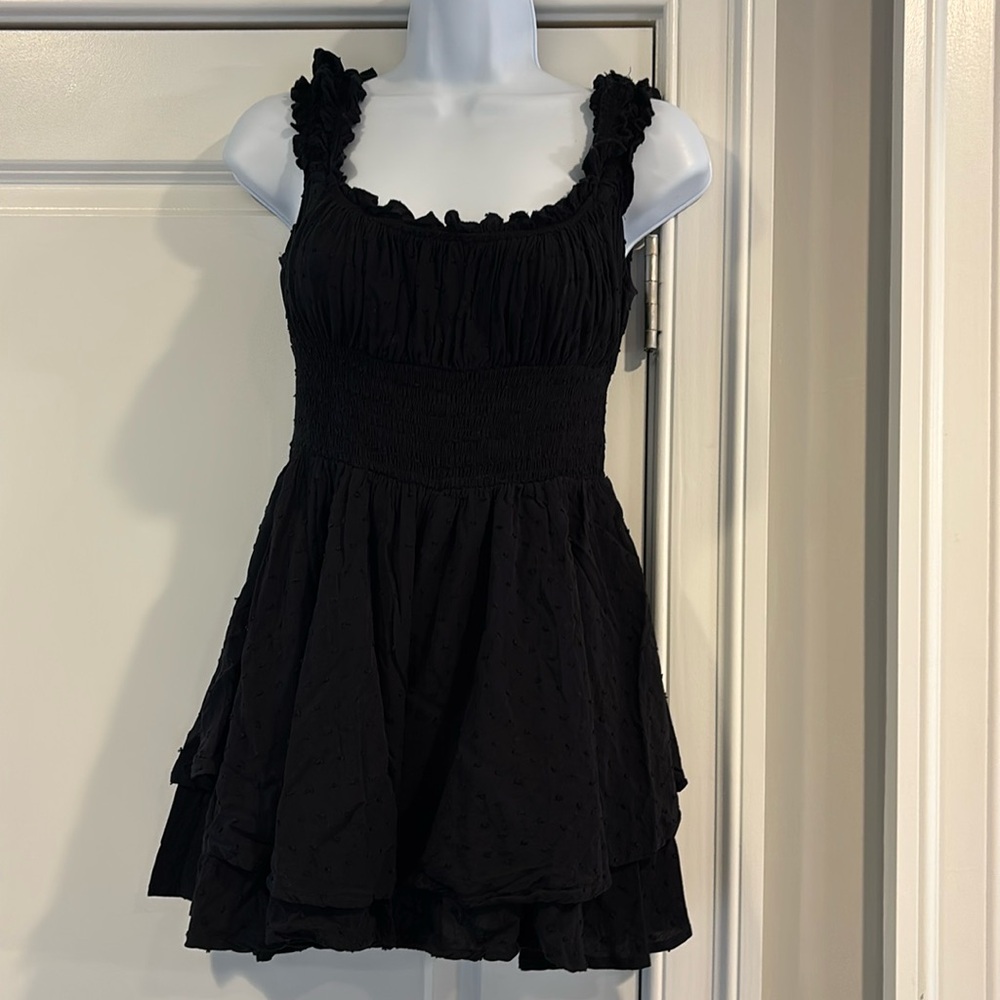 Women's Urban Outfitters Rosie Smocked Tier Romper, Medium, Exc worn Condition